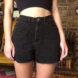 Vintage Lee Black Denim Shorts size 29